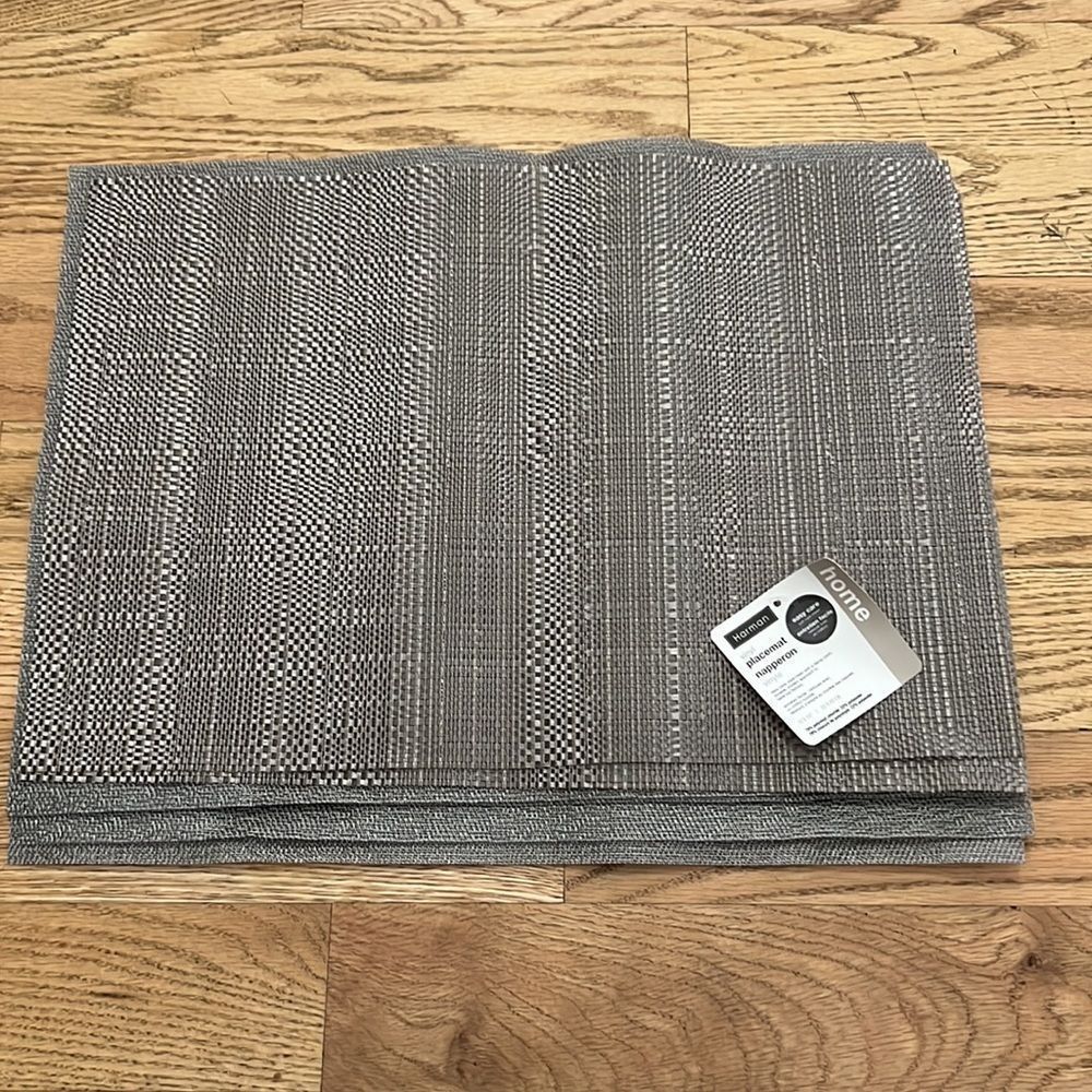 BUNDLE OF 6 VINYL PLACEMENT